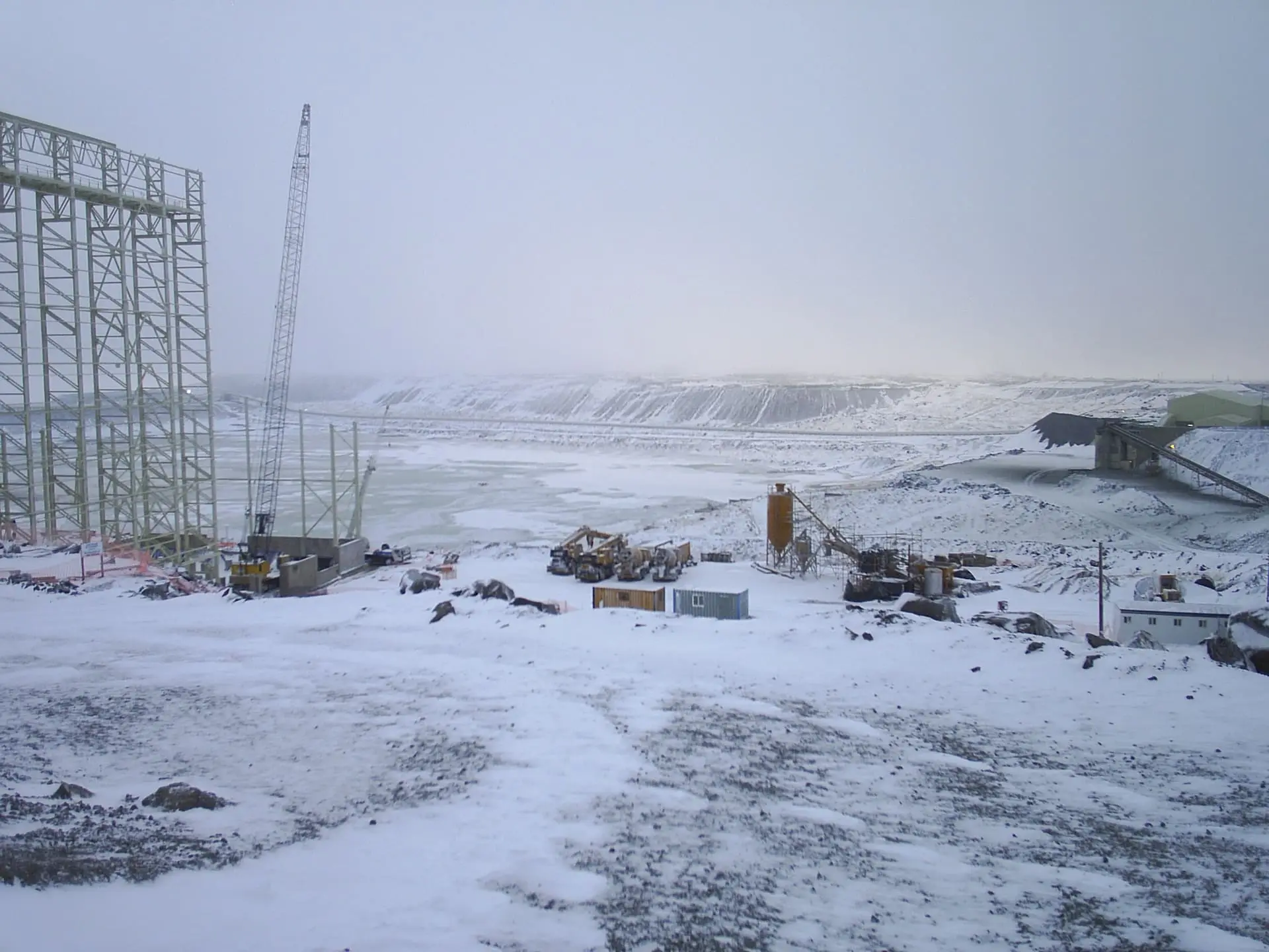 S.M.E.I. Projects mining construction site under winter snow